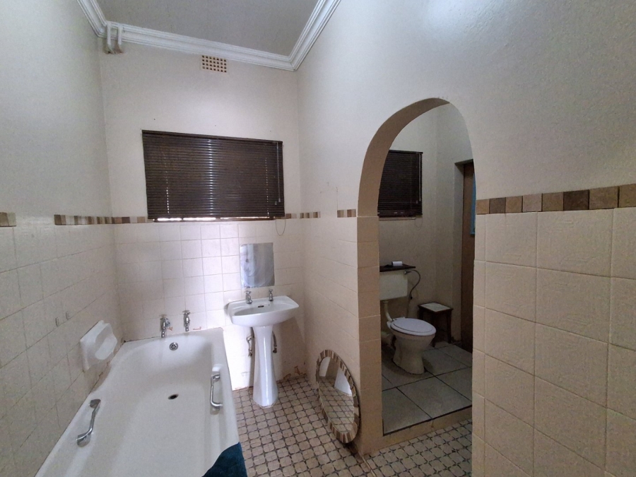 4 Bedroom Property for Sale in Elandia North West